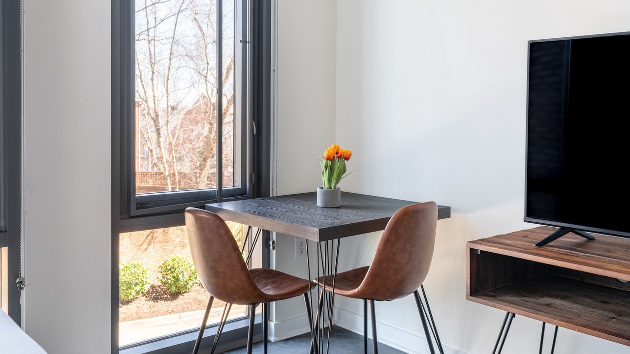 Photo of Livingroom in Del Ray