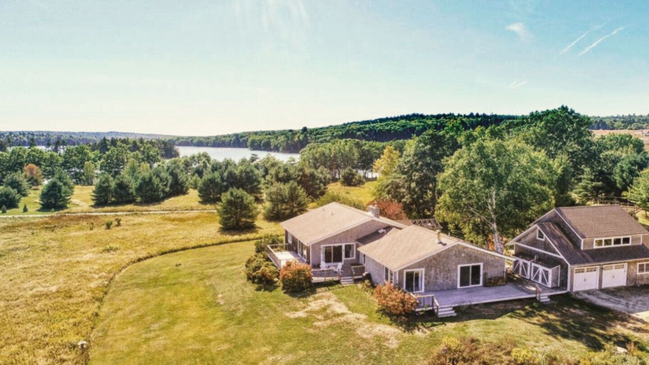 Photo of Others in Blue Hill