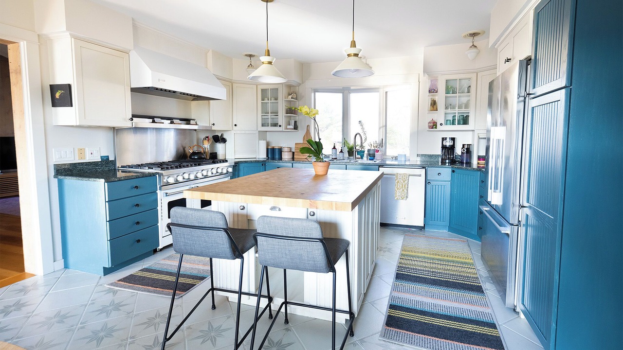 Photo of Others in Blue Hill