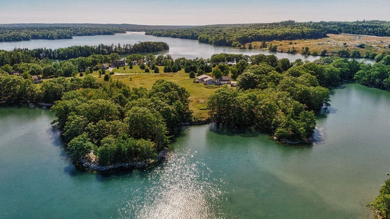 Photo of Others in Blue Hill