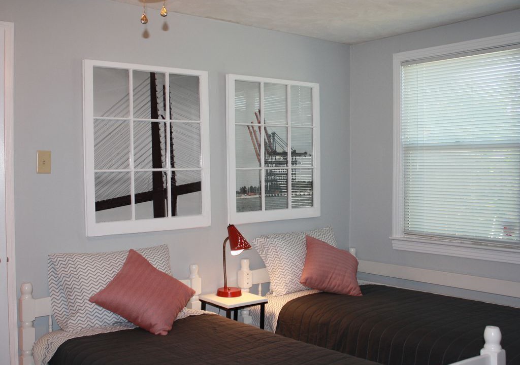 Photo of Bedroom in Lake Forest