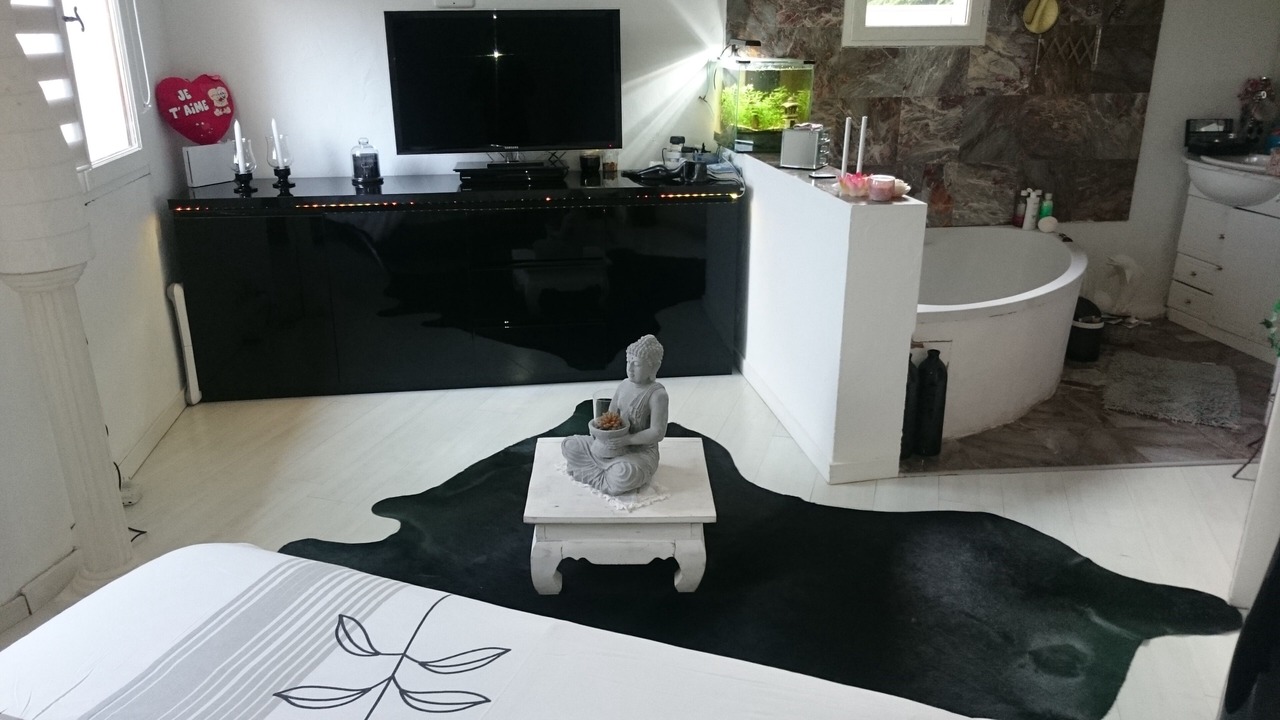 Photo of Bedroom in Saint-Roman