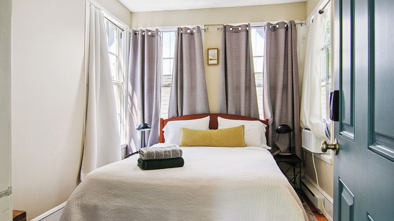 Photo of Bedroom in Ithaca