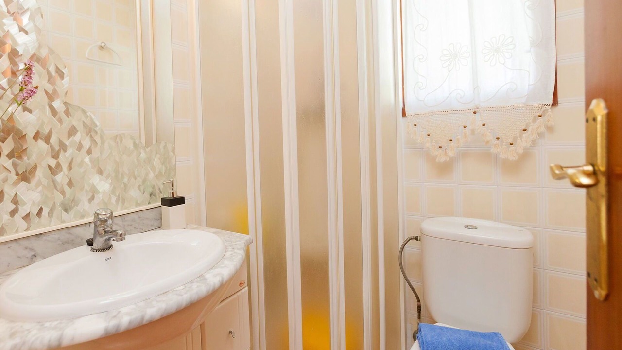 Photo of Bathroom in Cunit