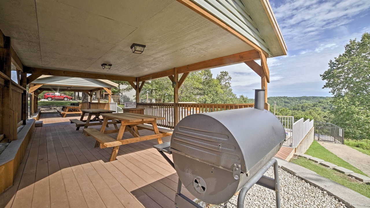 Photo of Others in Notch Estates