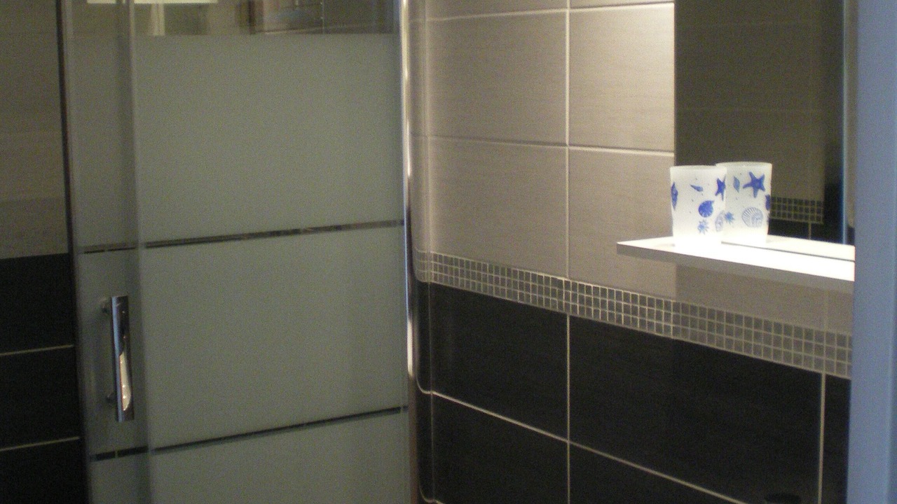 Photo of Bathroom in Le Grau-Du-Roi