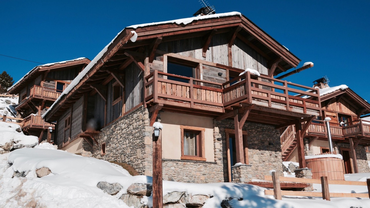 Photo of Others in Superbolquere