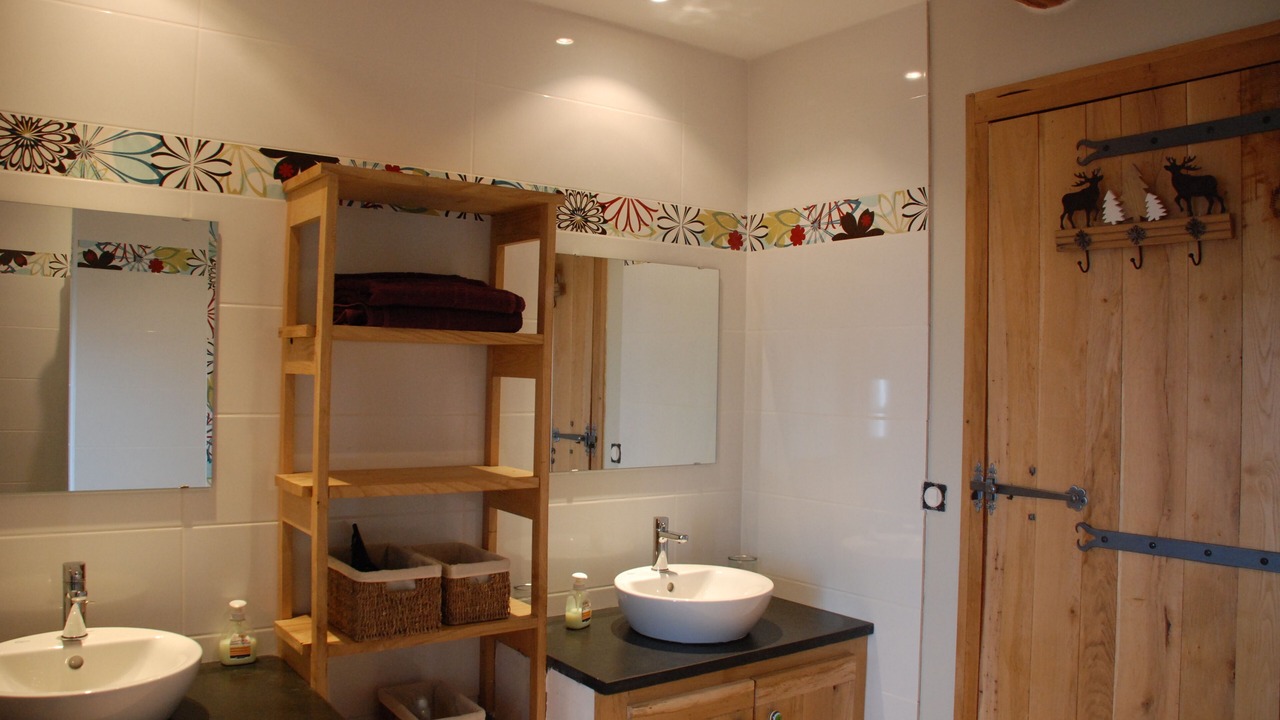 Photo of Bathroom in Ris