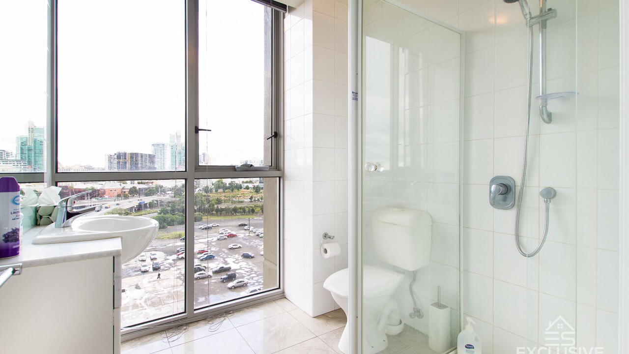 Photo of Bathroom in Southbank