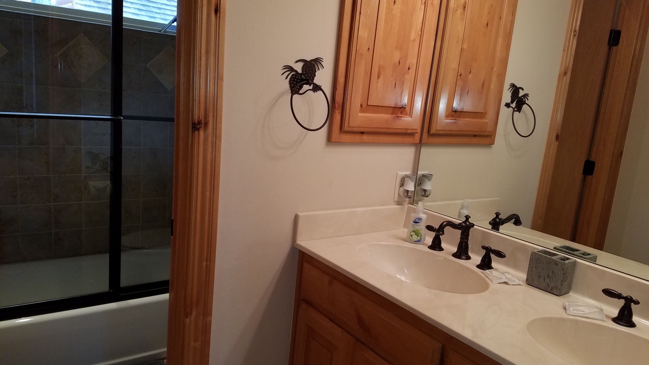Photo of Bathroom in Lost Bridge Village
