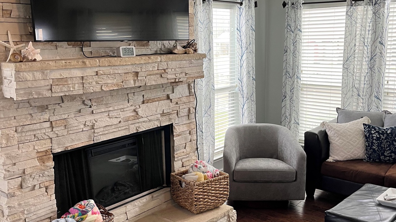 Photo of Livingroom in Pointblank