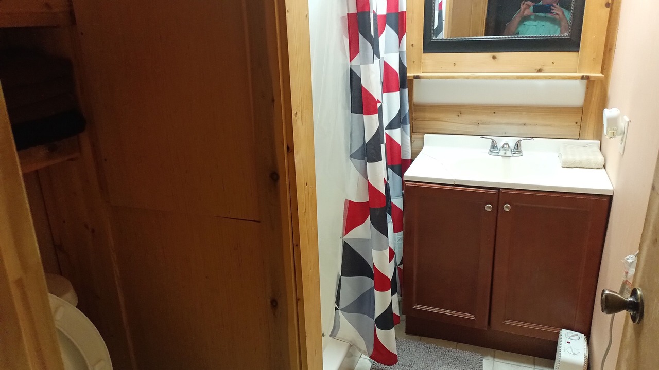 Photo of Bathroom in Zavalla