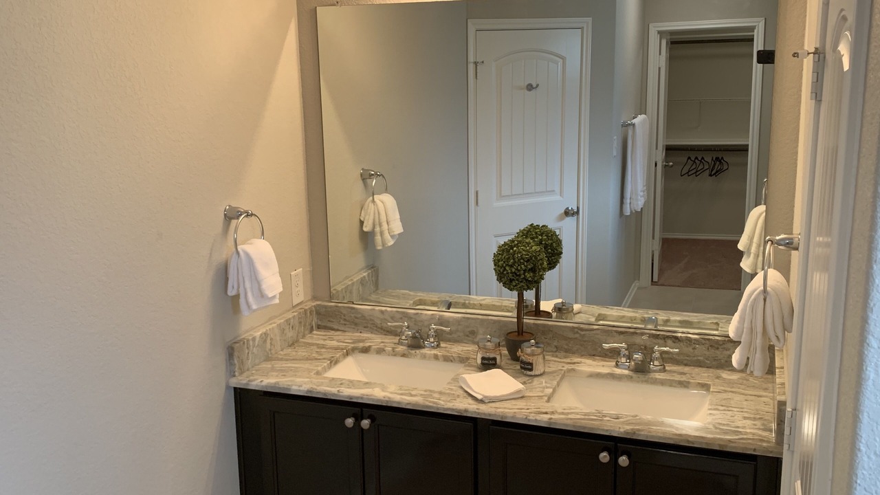 Photo of Bathroom in Solana Ridge