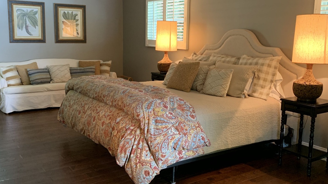 Photo of Bedroom in Andersonville