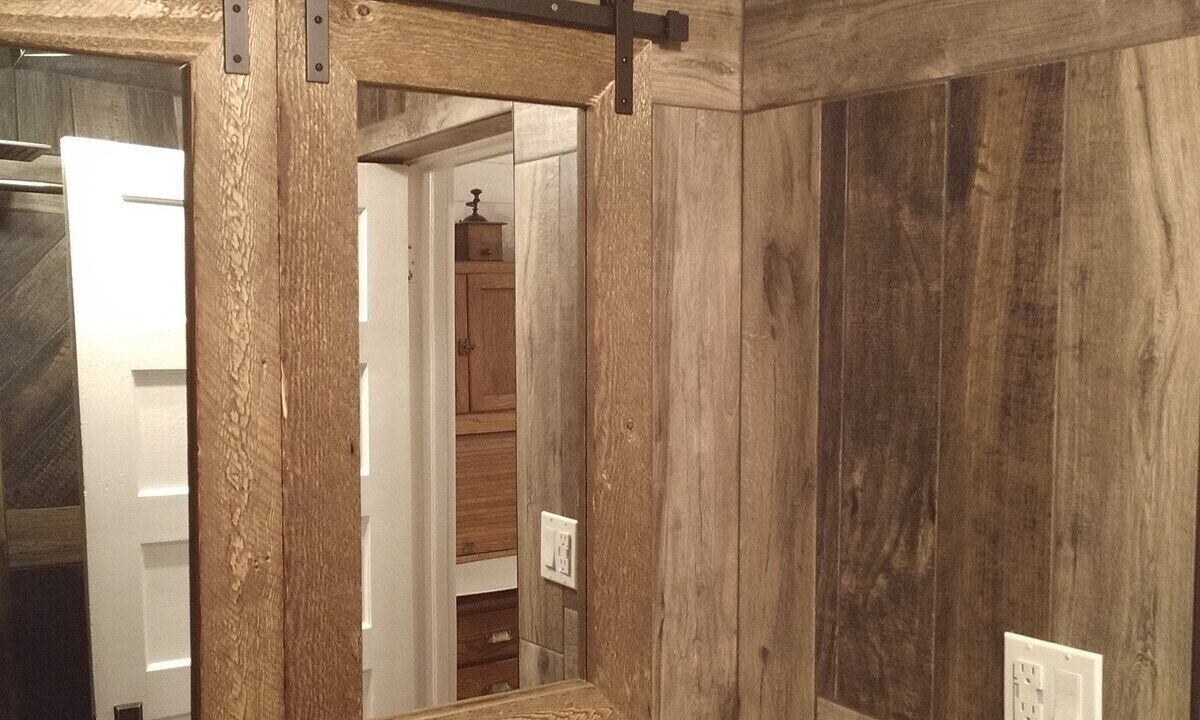 Photo of Bathroom in Apple Hill