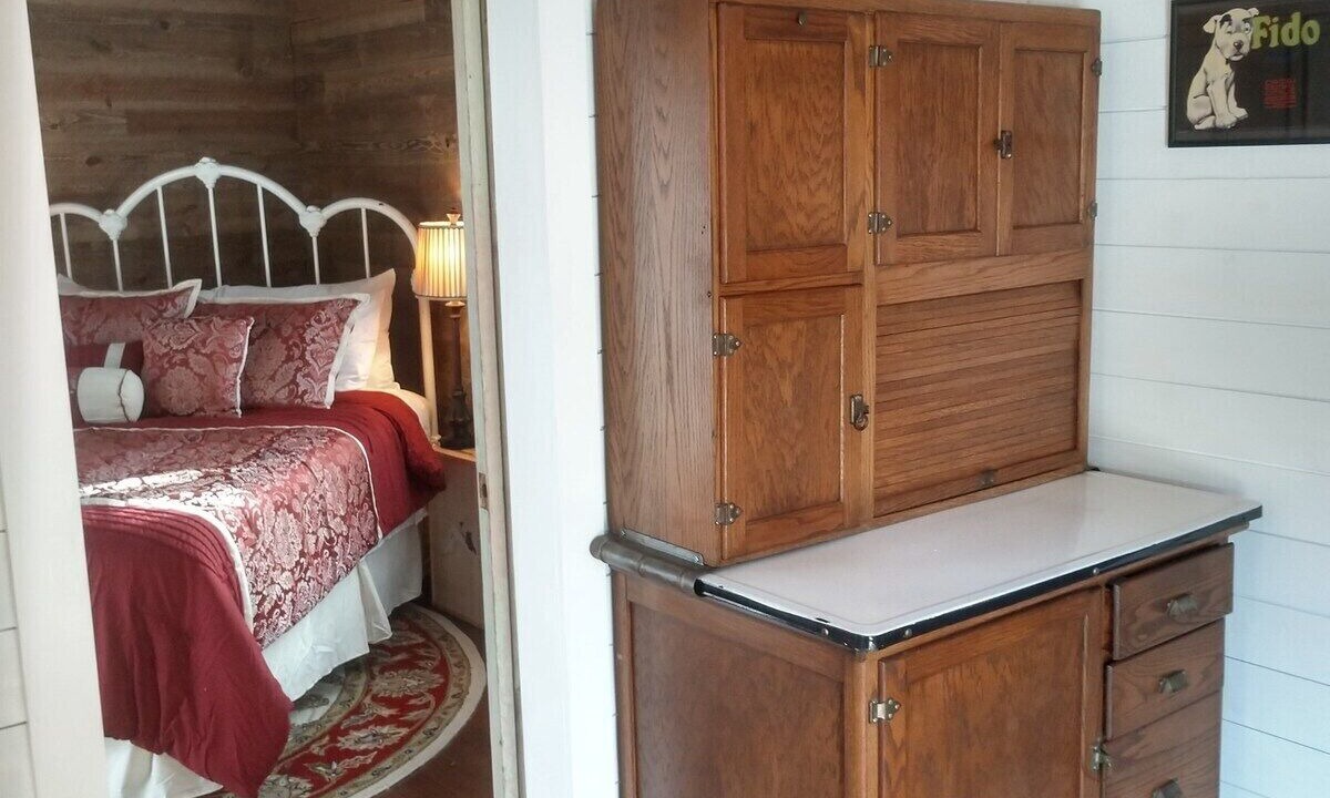 Photo of Bedroom in Apple Hill