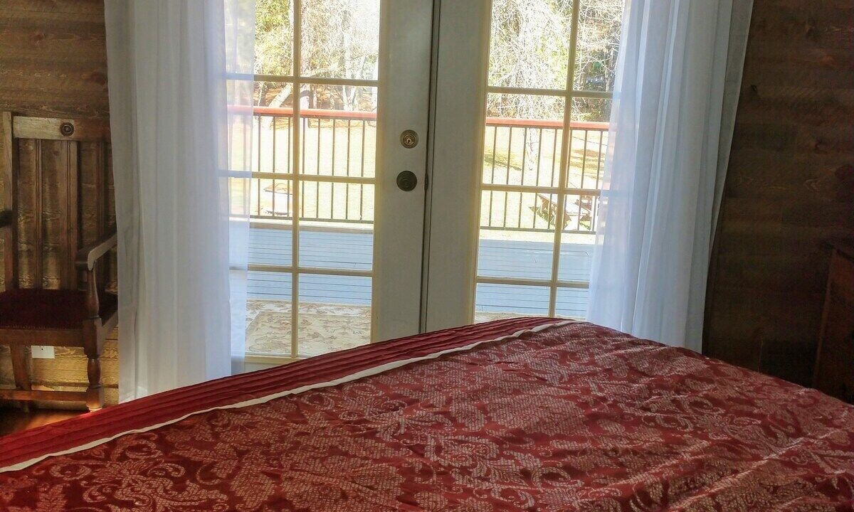 Photo of Bedroom in Apple Hill