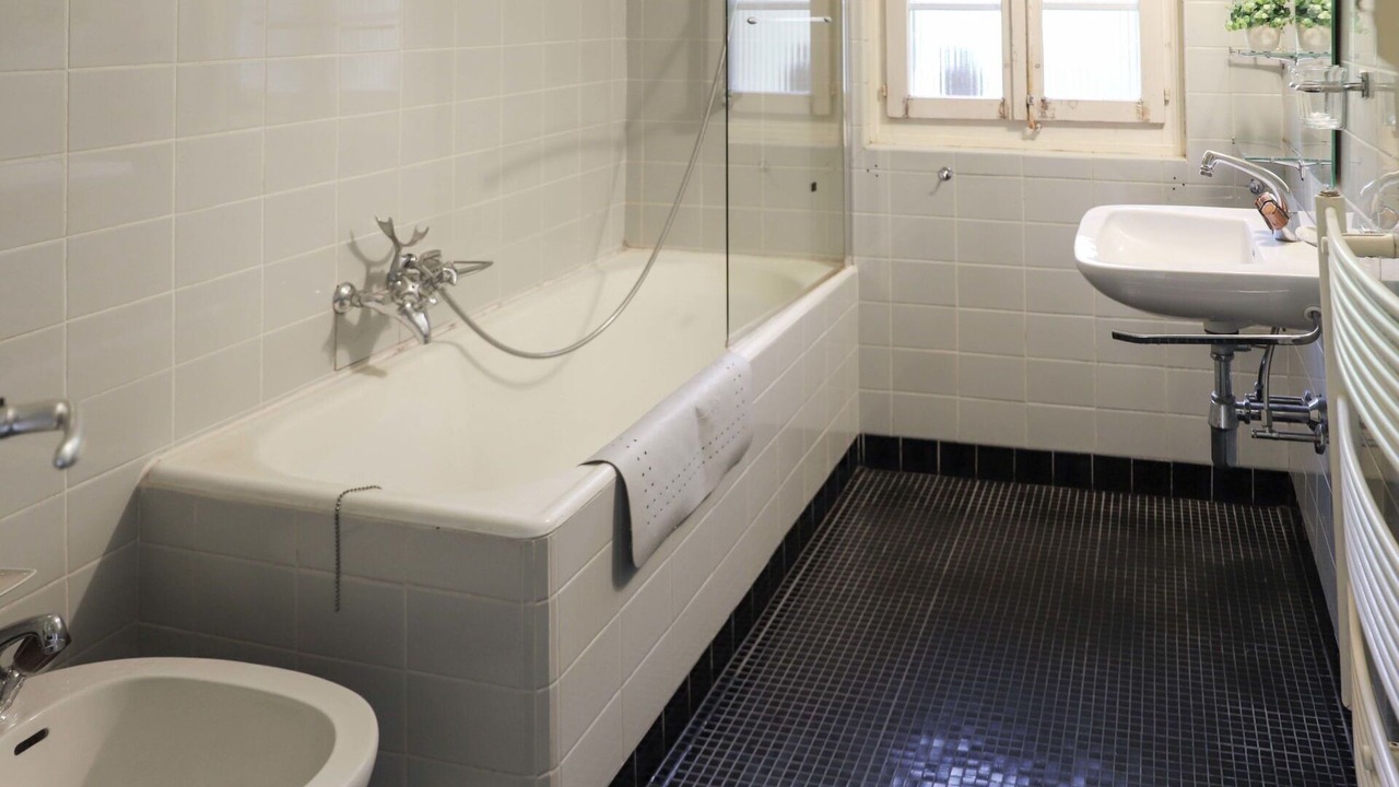 Photo of Bathroom in Caux