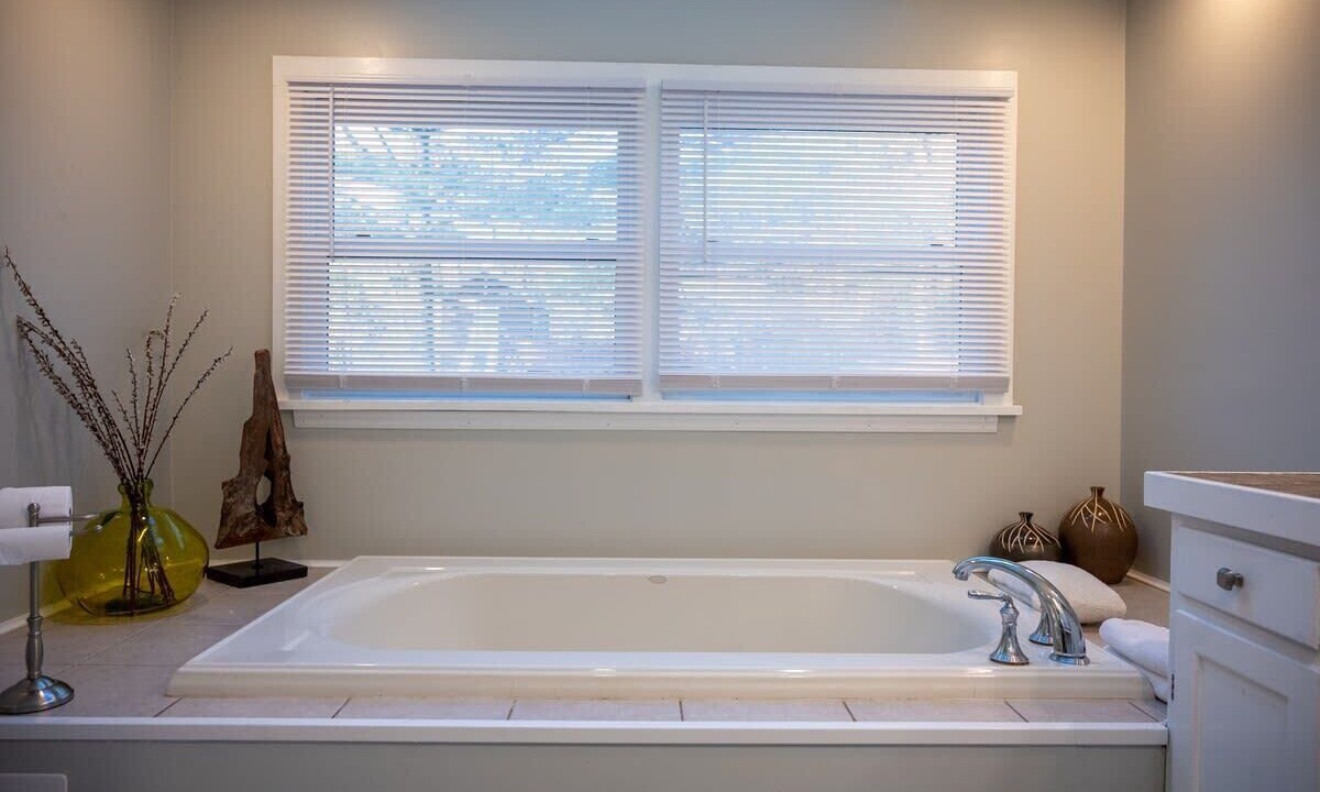 Photo of Bathroom in Lee