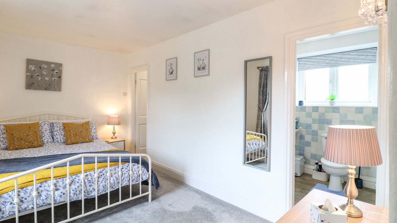 Photo of Bedroom in Two Dales