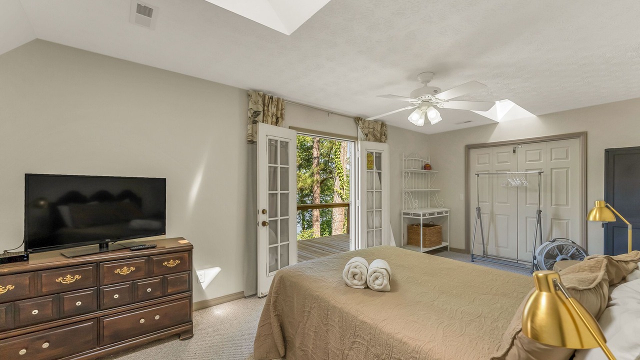 Photo of Bedroom in Trimble