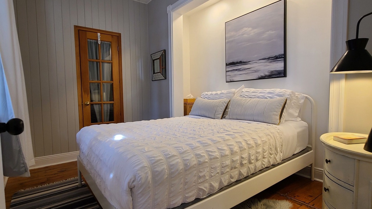 Photo of Bedroom in Rawdon