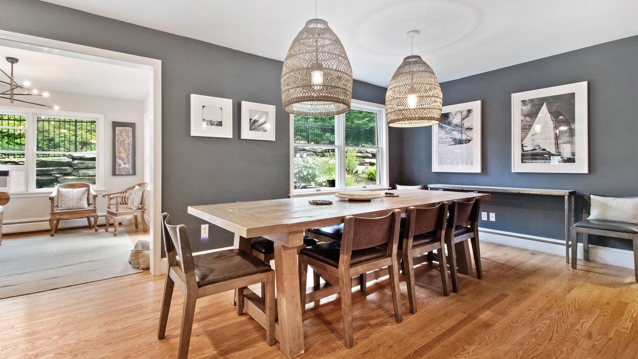 Photo of Livingroom in Cape Elizabeth