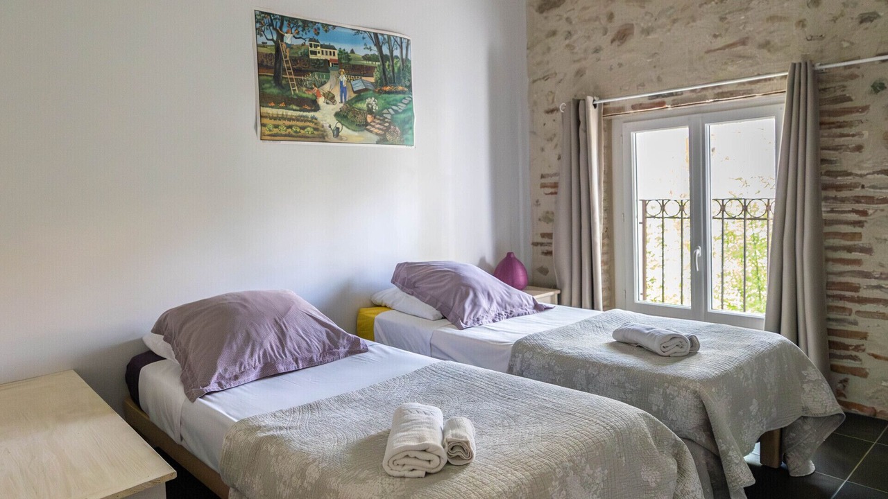 Photo of Bedroom in Saint-Genis