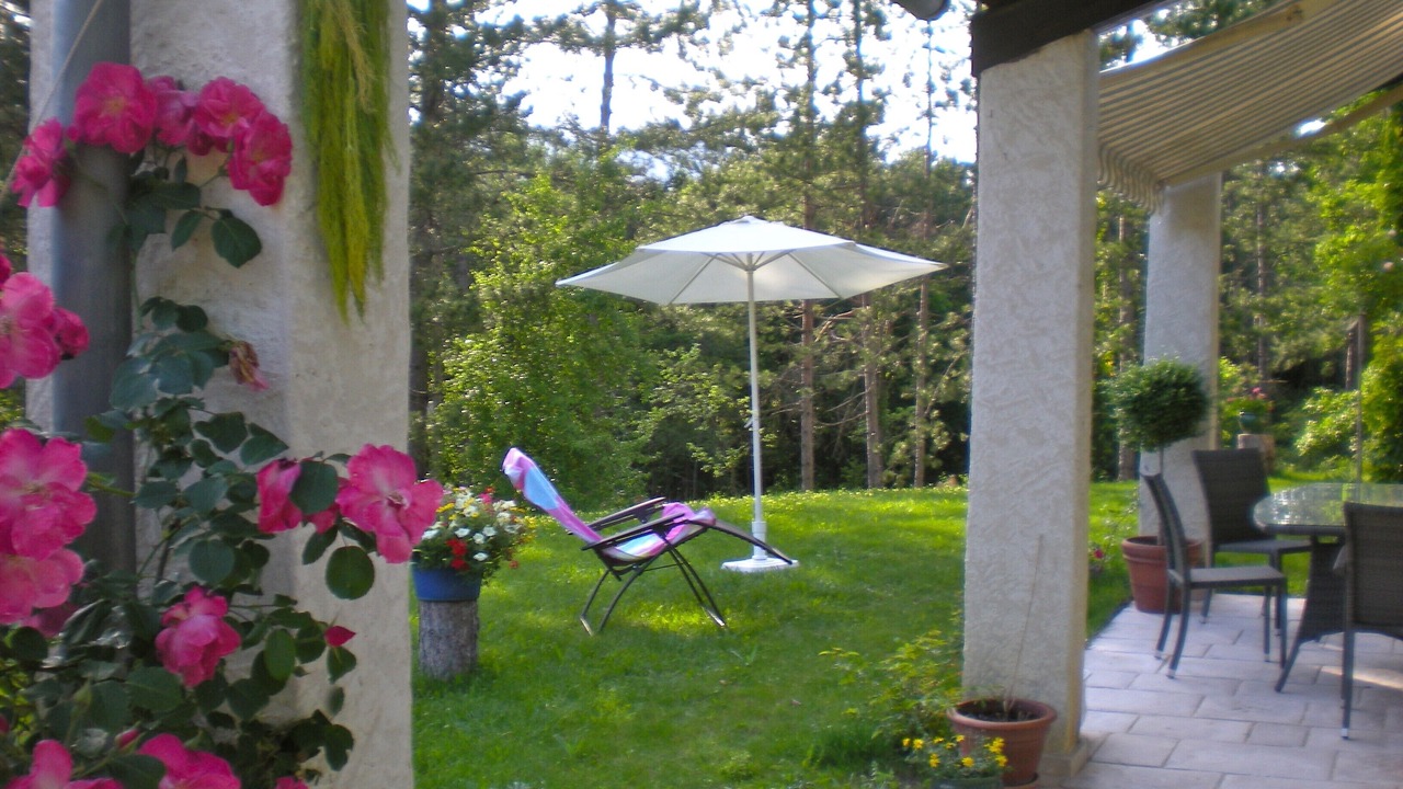 Photo of Patio Balcony in Eyguians