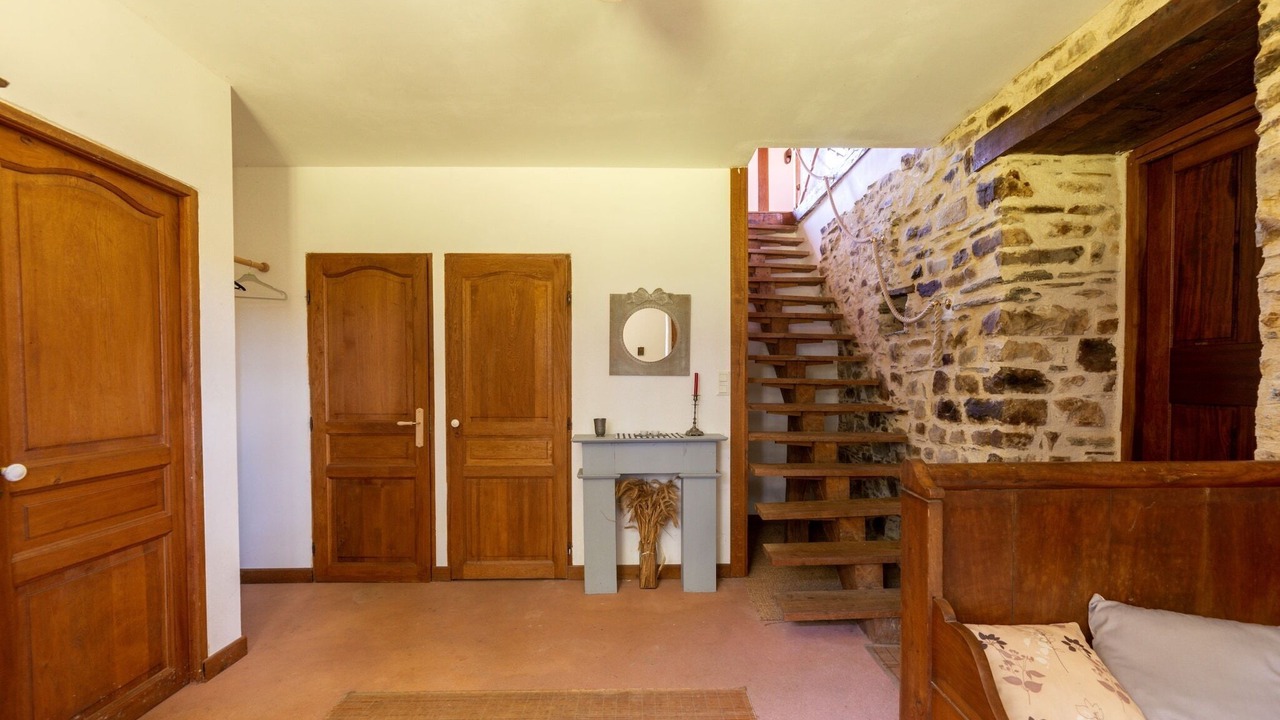 Photo of Others in Ferce