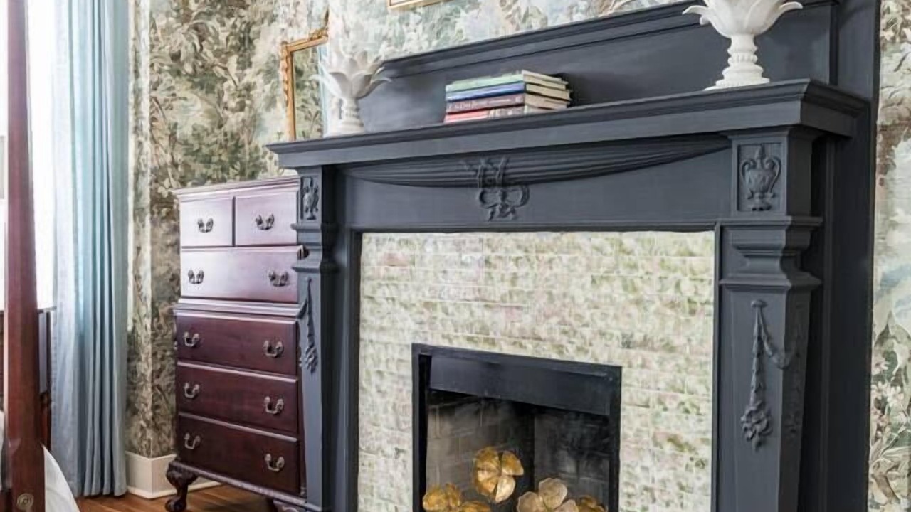 Photo of Bedroom in Downtown Charleston