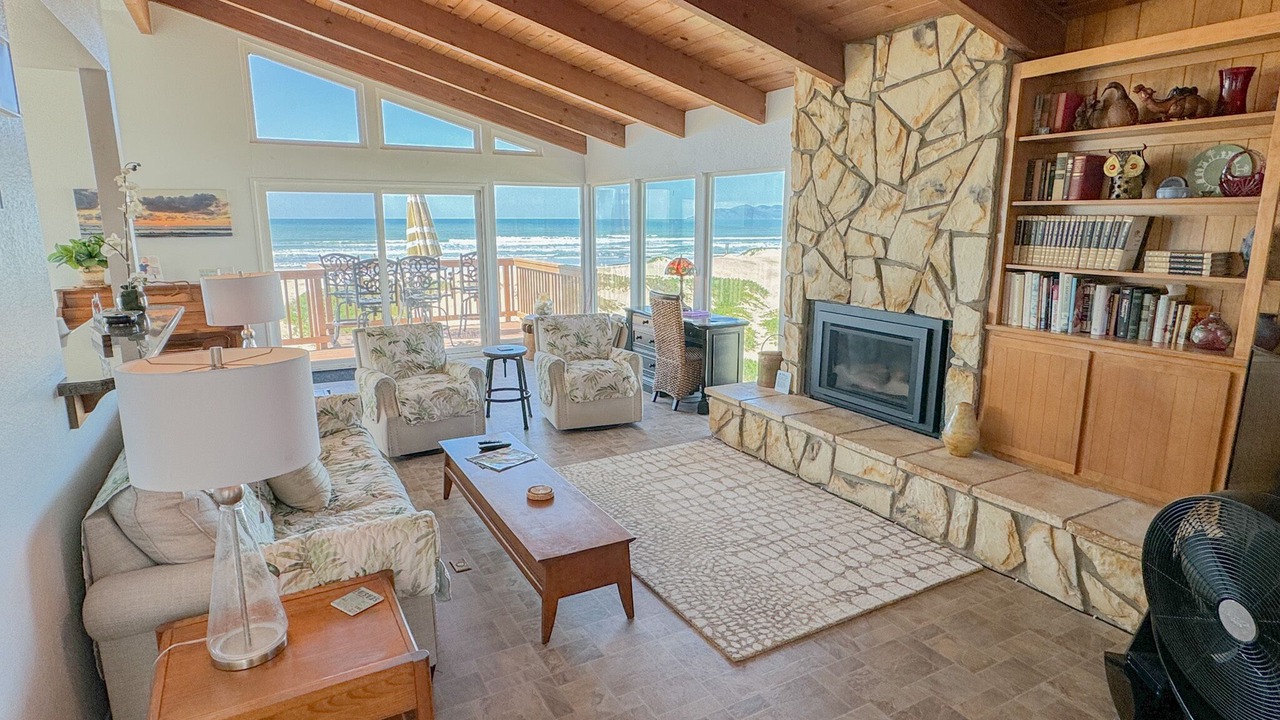 Photo of Livingroom in Oceano