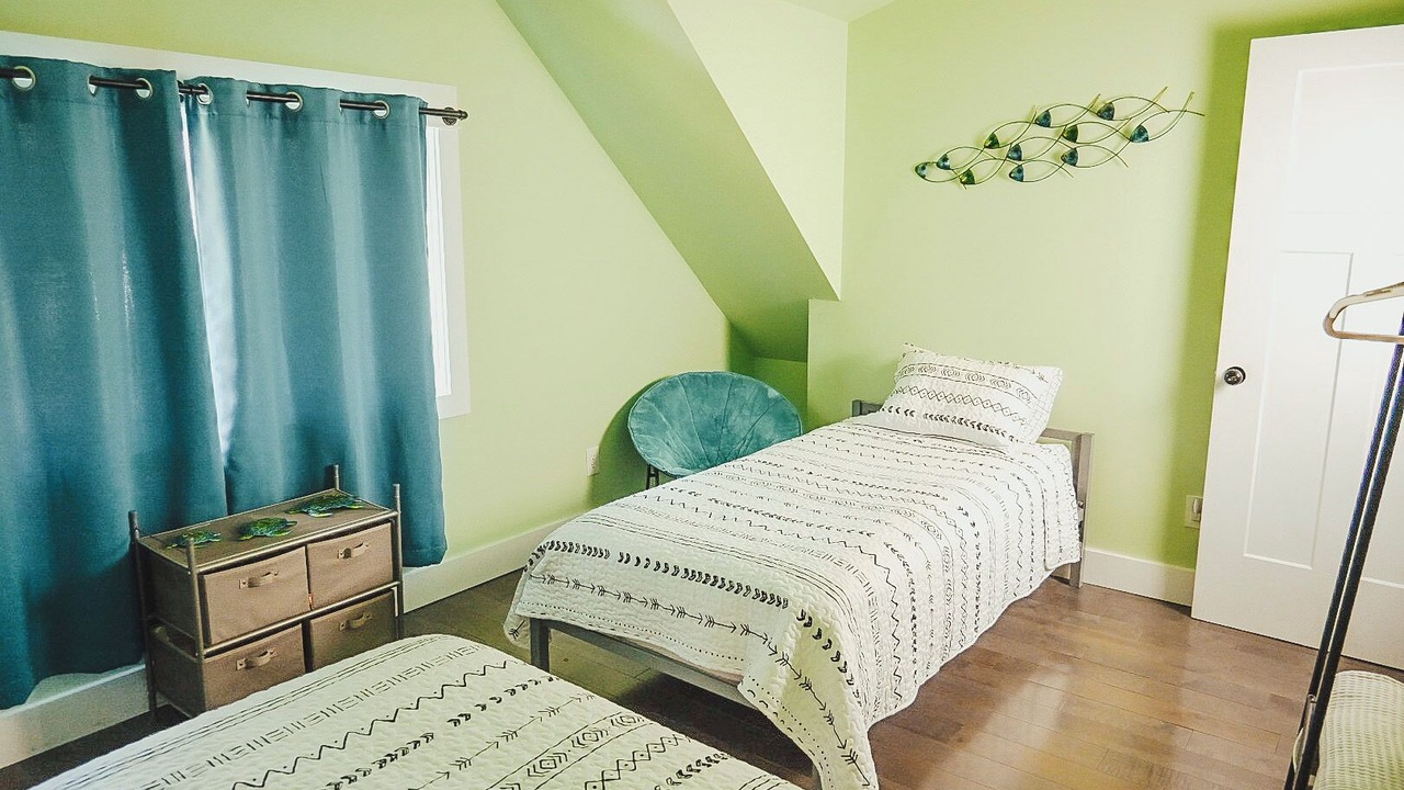 Photo of Bedroom in Hall Quarry