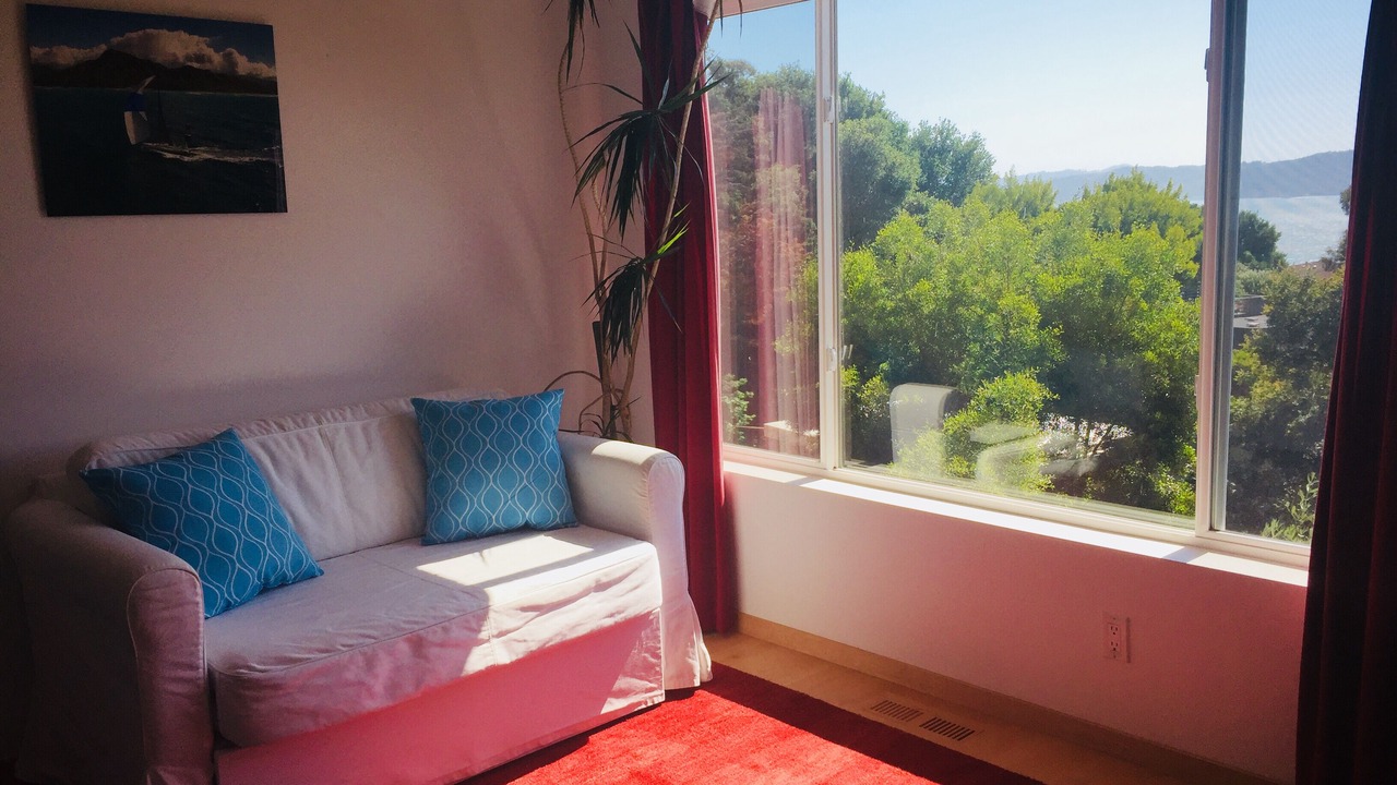 Photo of Livingroom in Point Richmond