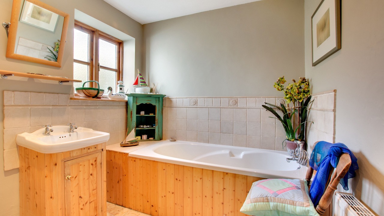 Photo of Bathroom in Hethel