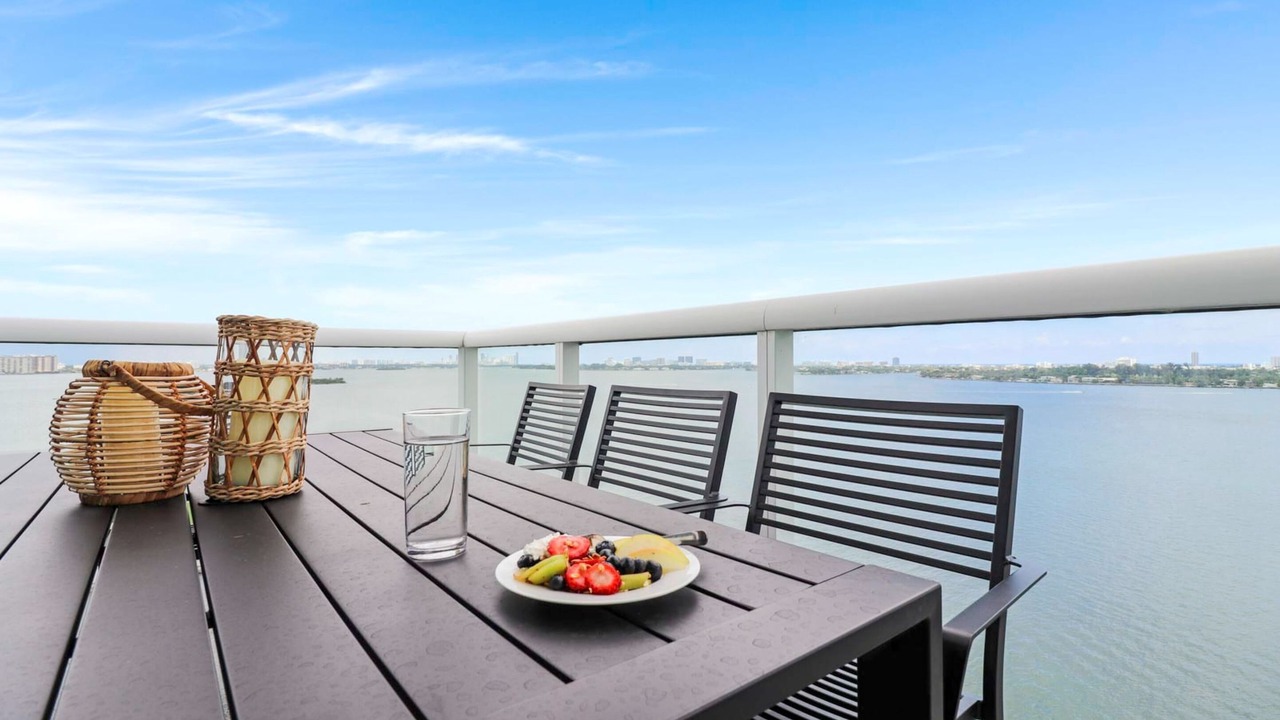 Photo of Patio Balcony in North Bay Village