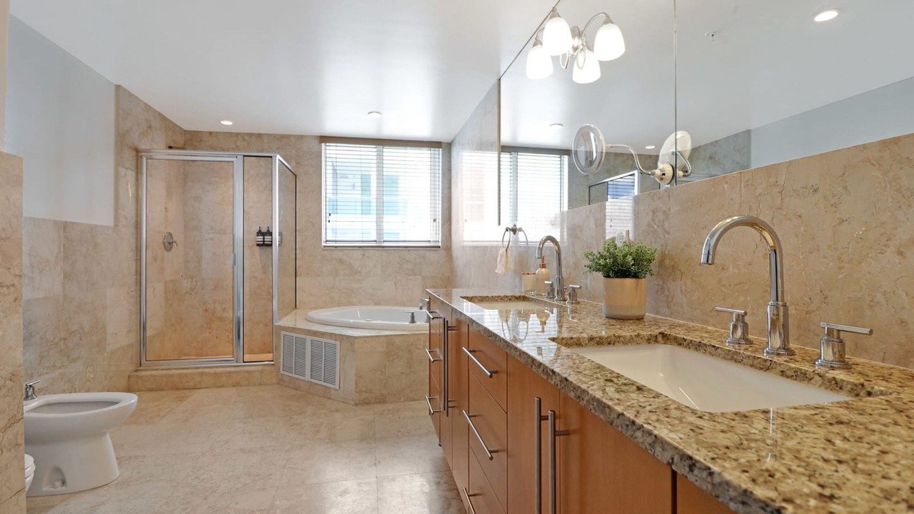 Photo of Bathroom in North Bay Village