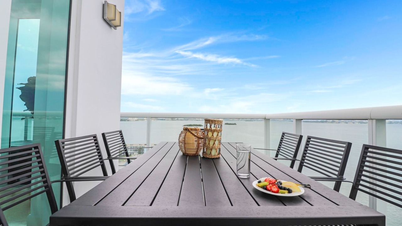 Photo of Patio Balcony in North Bay Village