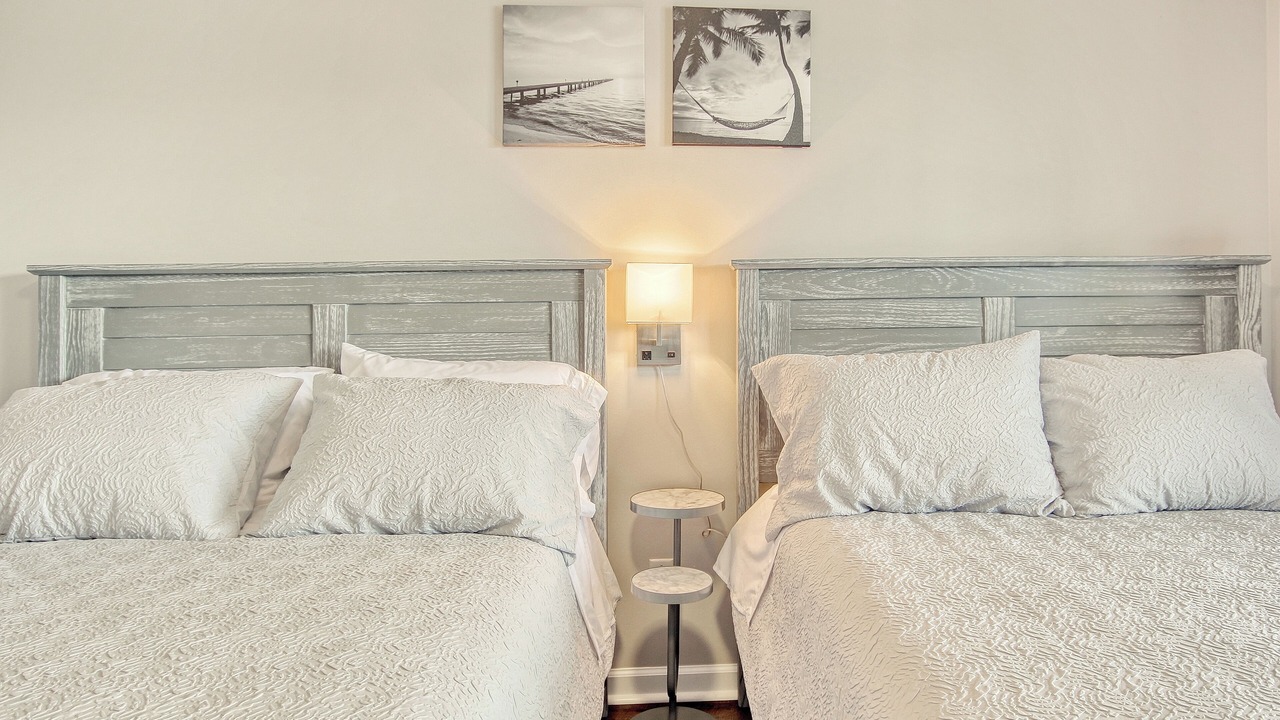 Photo of Bedroom in Cherry Grove Beach