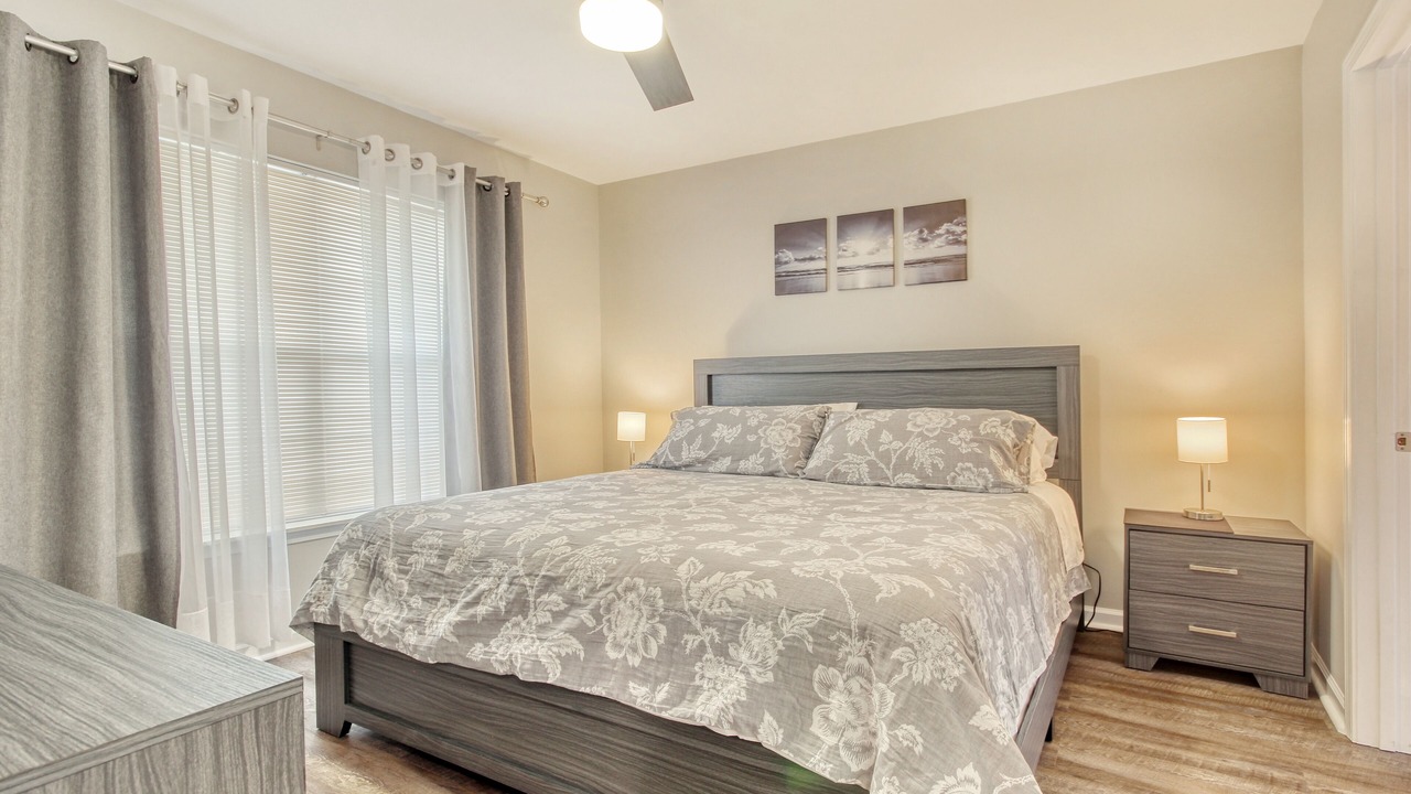 Photo of Bedroom in Cherry Grove Beach