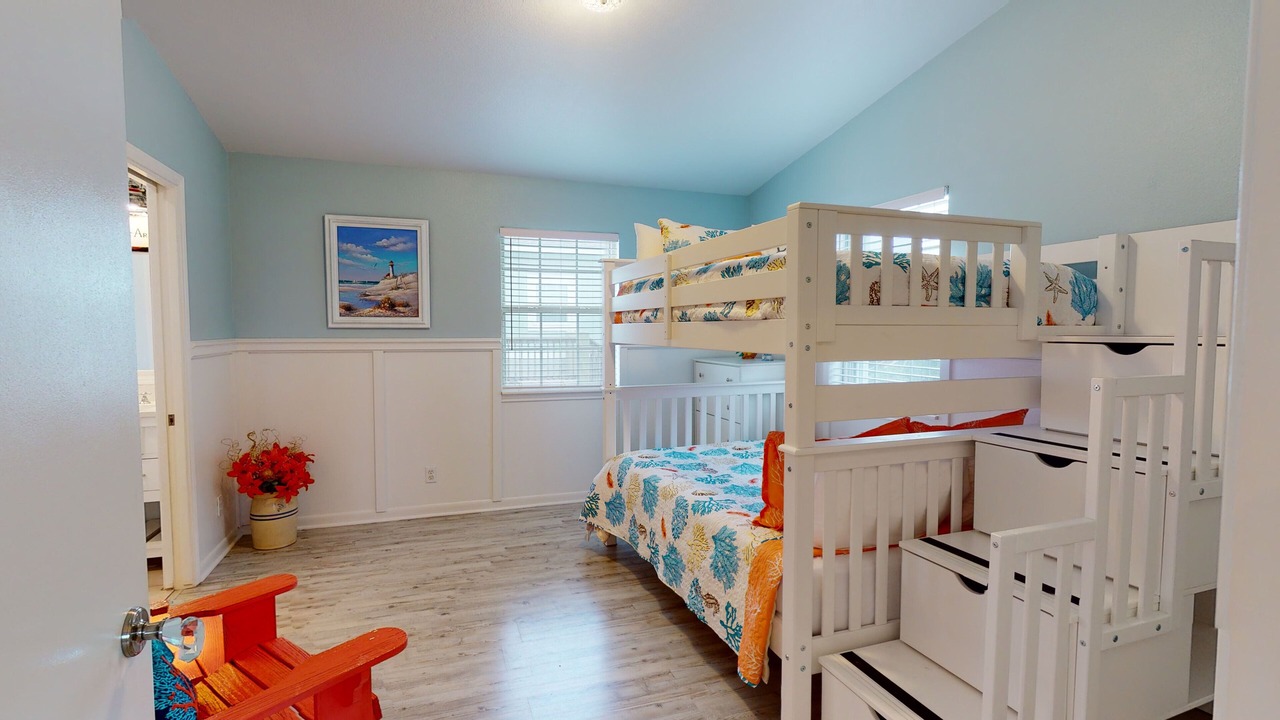 Photo of Bedroom in Leeward Sands