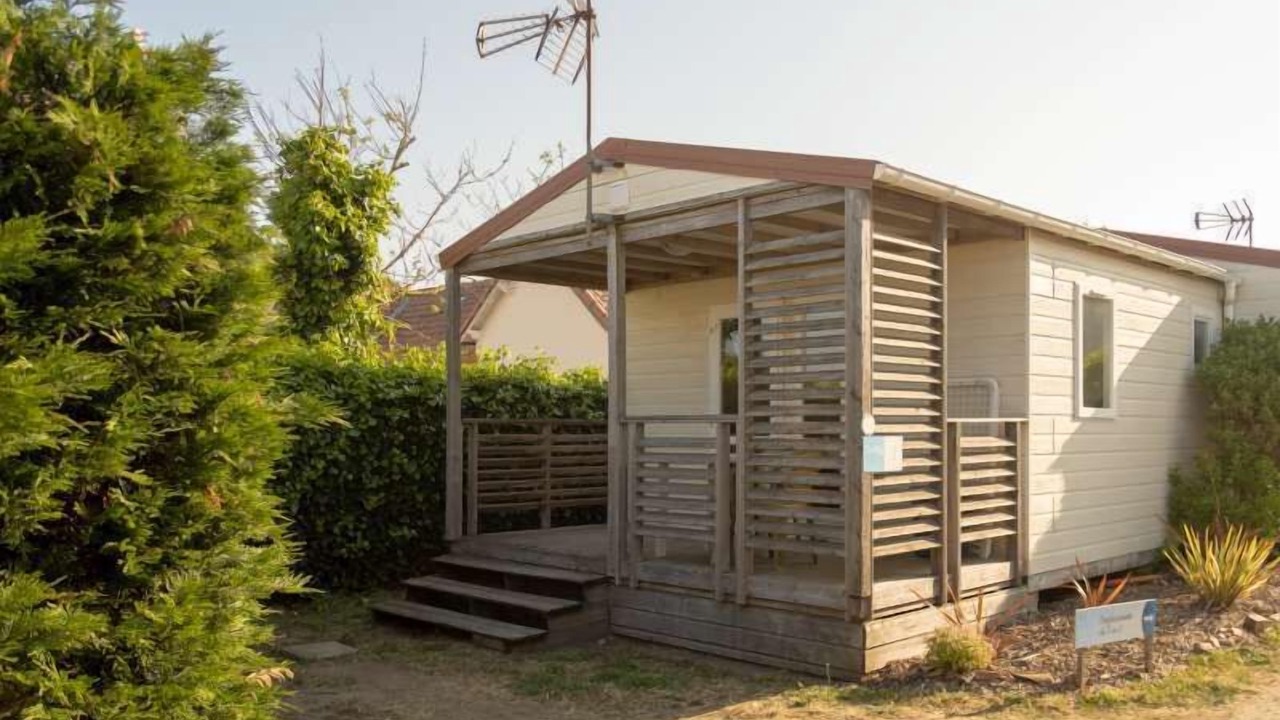 Photo of Bedroom in Saint-Michel-Chef-Chef