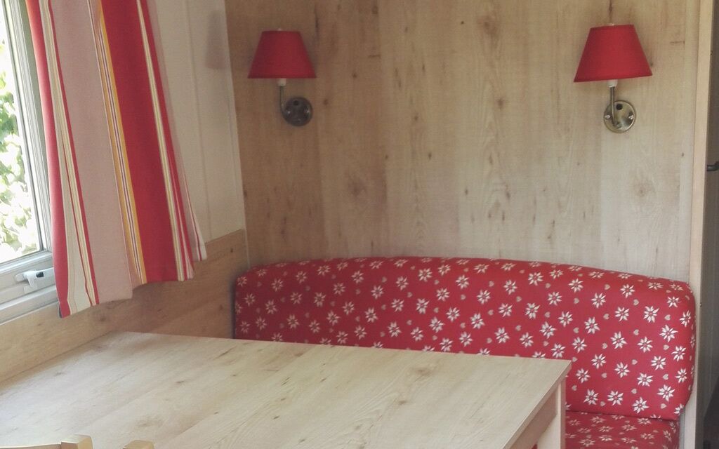 Photo of Livingroom in Saint-Michel-Chef-Chef