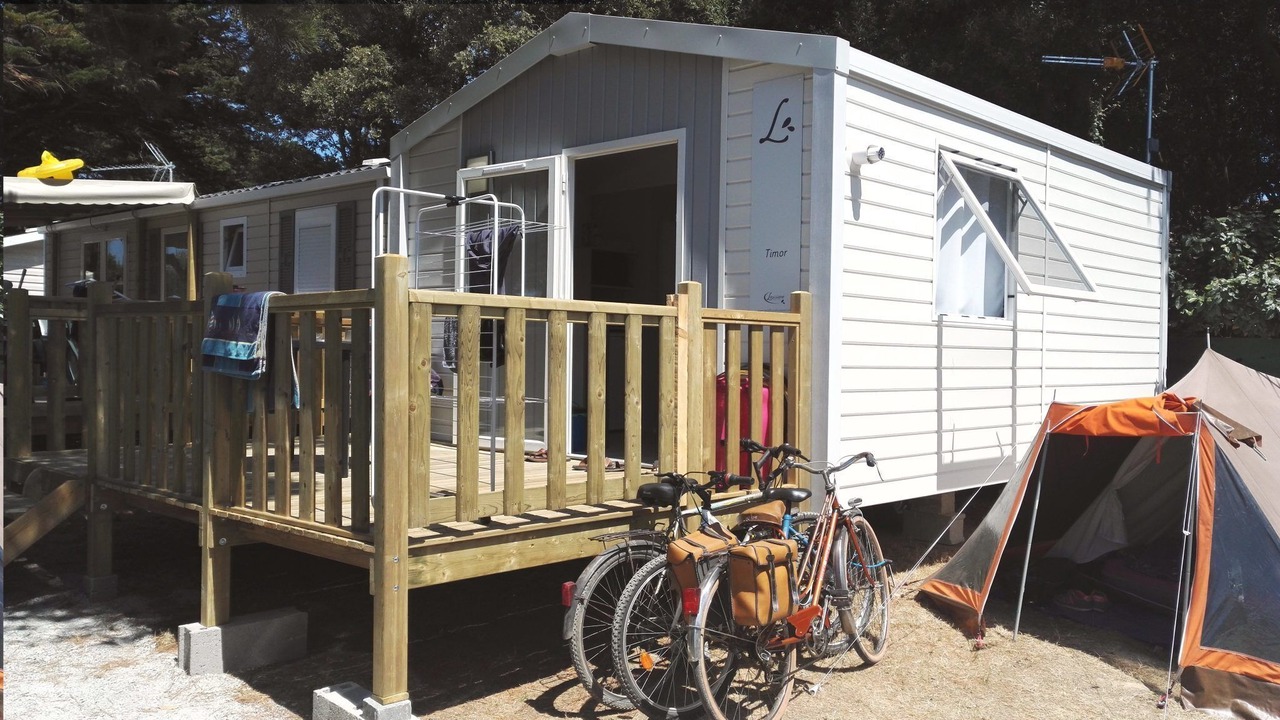 Photo of Bedroom in Saint-Michel-Chef-Chef