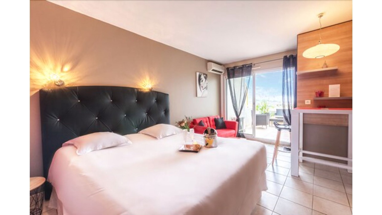 Photo of Bedroom in Naturist Village