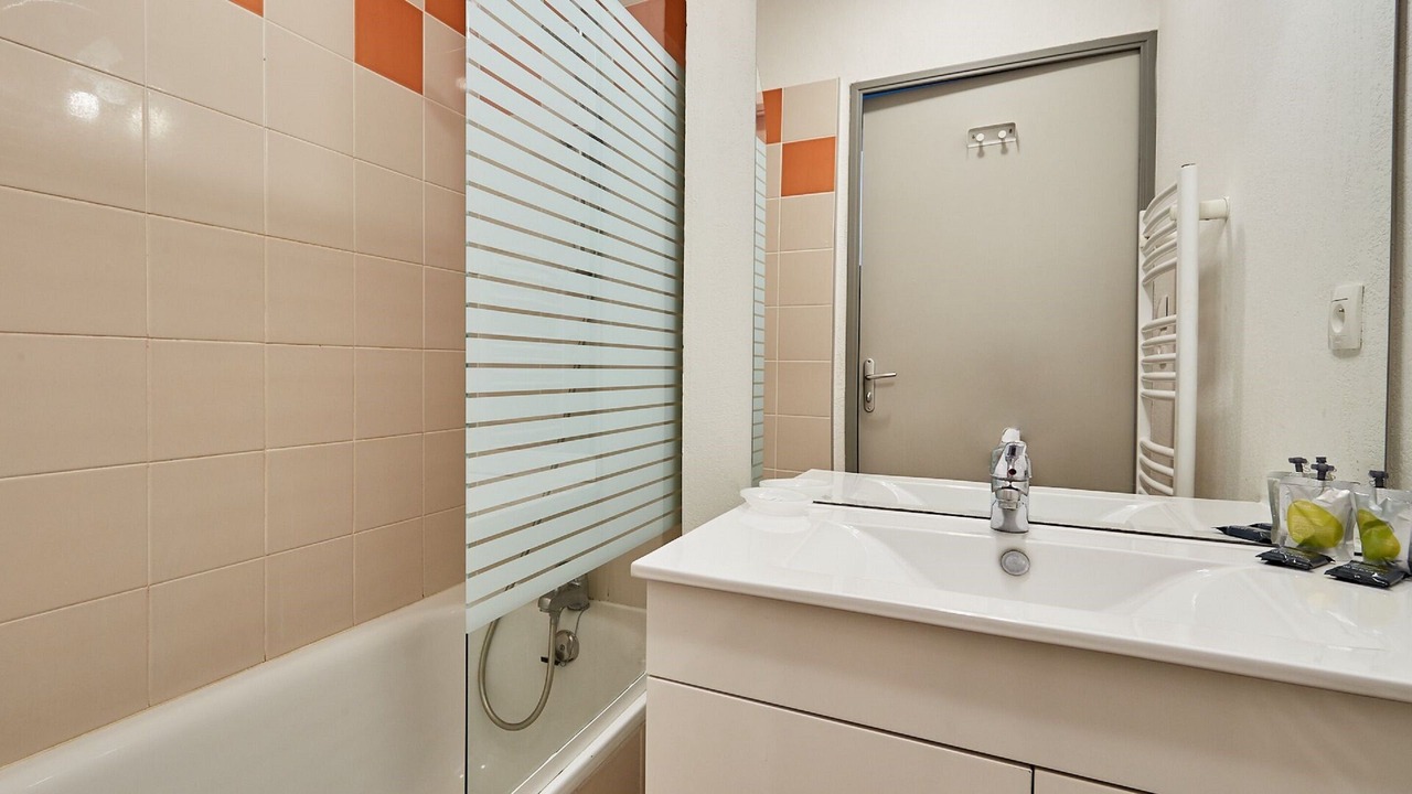 Photo of Bathroom in Auberville