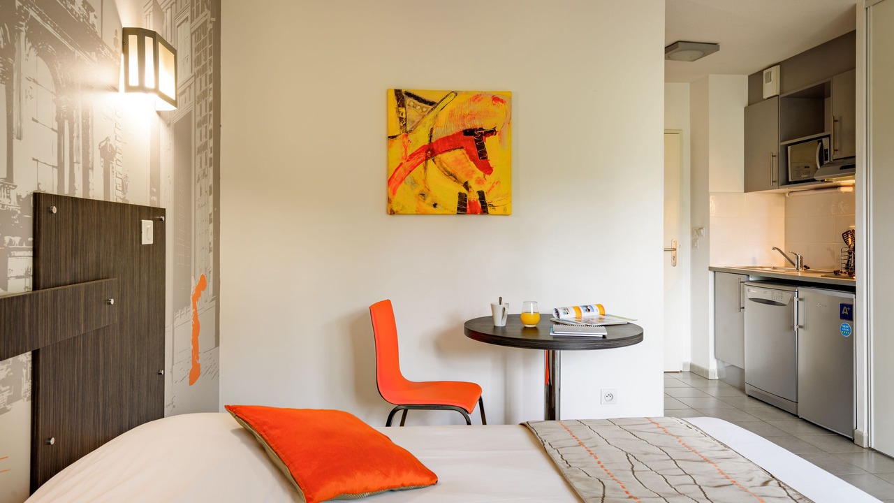 Photo of Bedroom in Millenaire