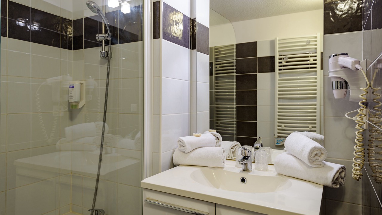 Photo of Bathroom in Millenaire
