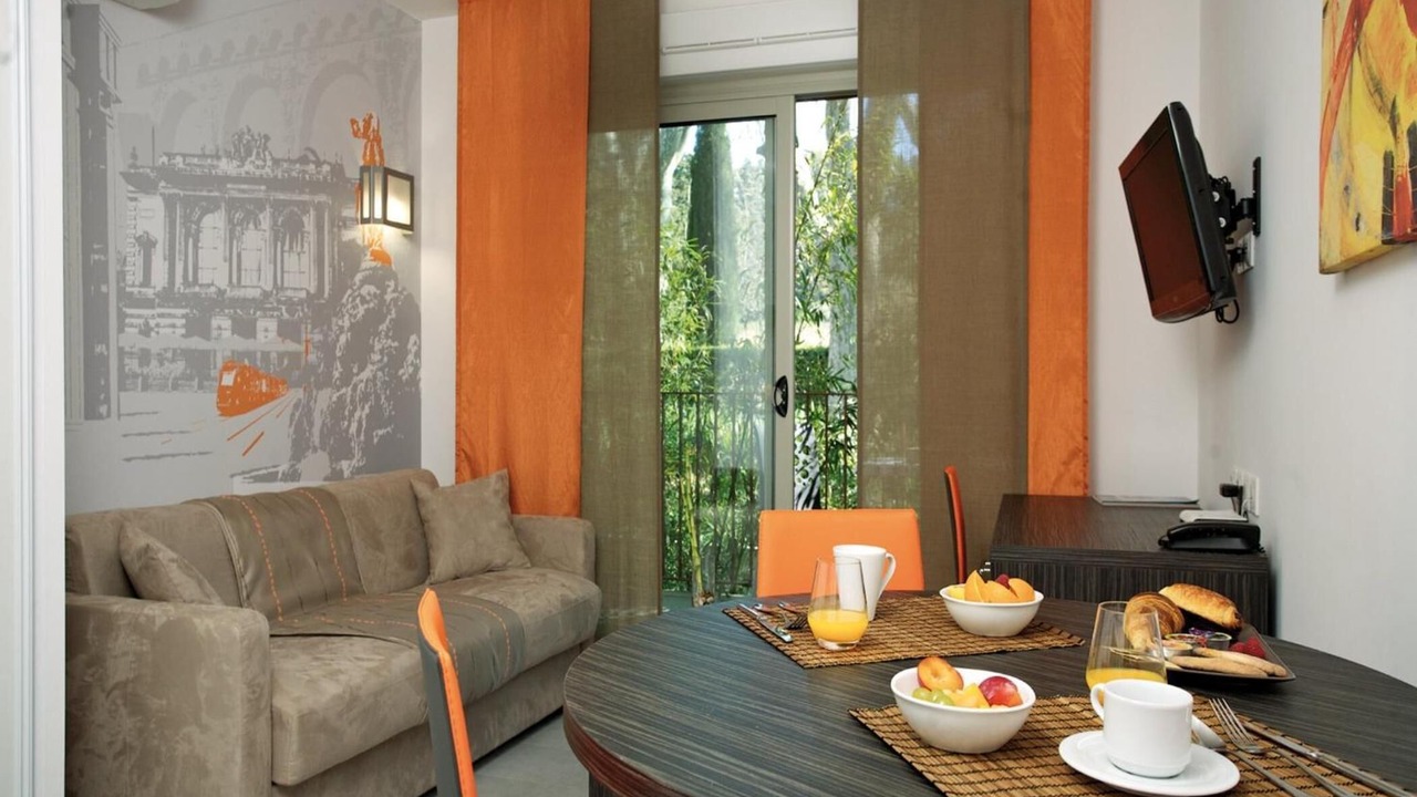 Photo of Livingroom in Millenaire