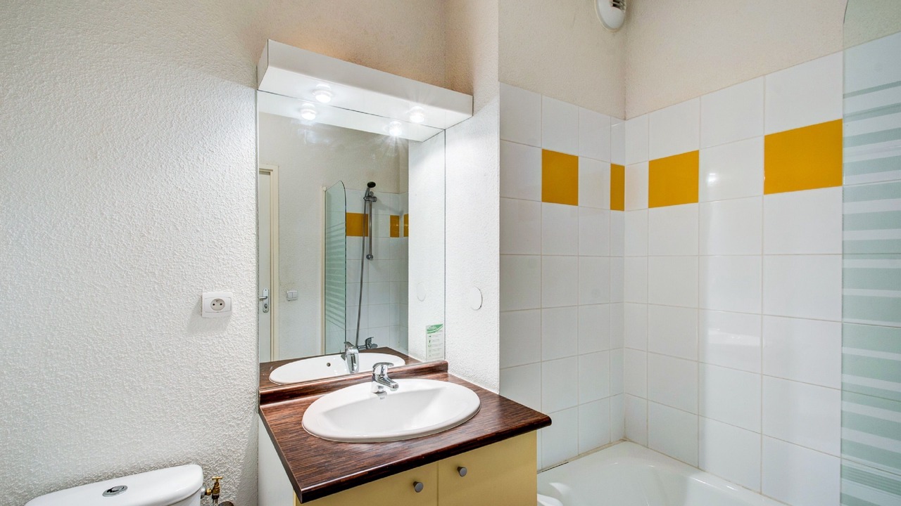 Photo of Bathroom in Bagneres-de-Luchon